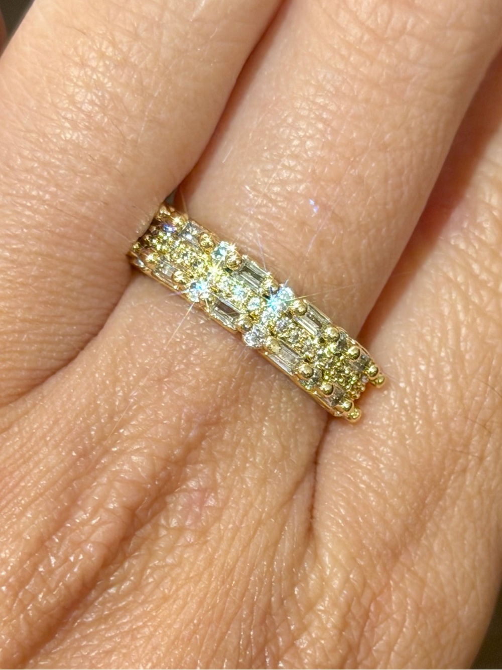 New Gold Tone Round & Baguette Cut Cluster Cubic Zirconia Eternity Band ring 7